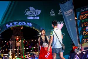 BIB: 062, 172
                            <button type="button" onclick="openModal(24854222)" class="btn btn-primary btn-sm float-right btn-popup" data-toggle="modal" data-target=".modal-high-quality">
                        <i class="fas fa-shopping-cart"></i> Add to Cart
                    </button>
                                            <button type="button" onclick="isThisMe(24854222, true)" class="btn btn-success btn-sm float-right btn-popup btn-isme hidden" data-toggle="tooltip" data-placement="bottom" title="นี่คือรูปของคุณใช่ไหม คลิกที่นี่เพื่อเอาเข้าอัลบั้ม">
                        <i class="fas fa-plus"></i> Add to album
                    </button>
                    <button type="button" onclick="isThisMe(24854222, false)" class="btn btn-warning btn-sm float-right btn-popup btn-isnotme hidden">
                        <i class="fas fa-ban"></i> Remove from album
                    </button>